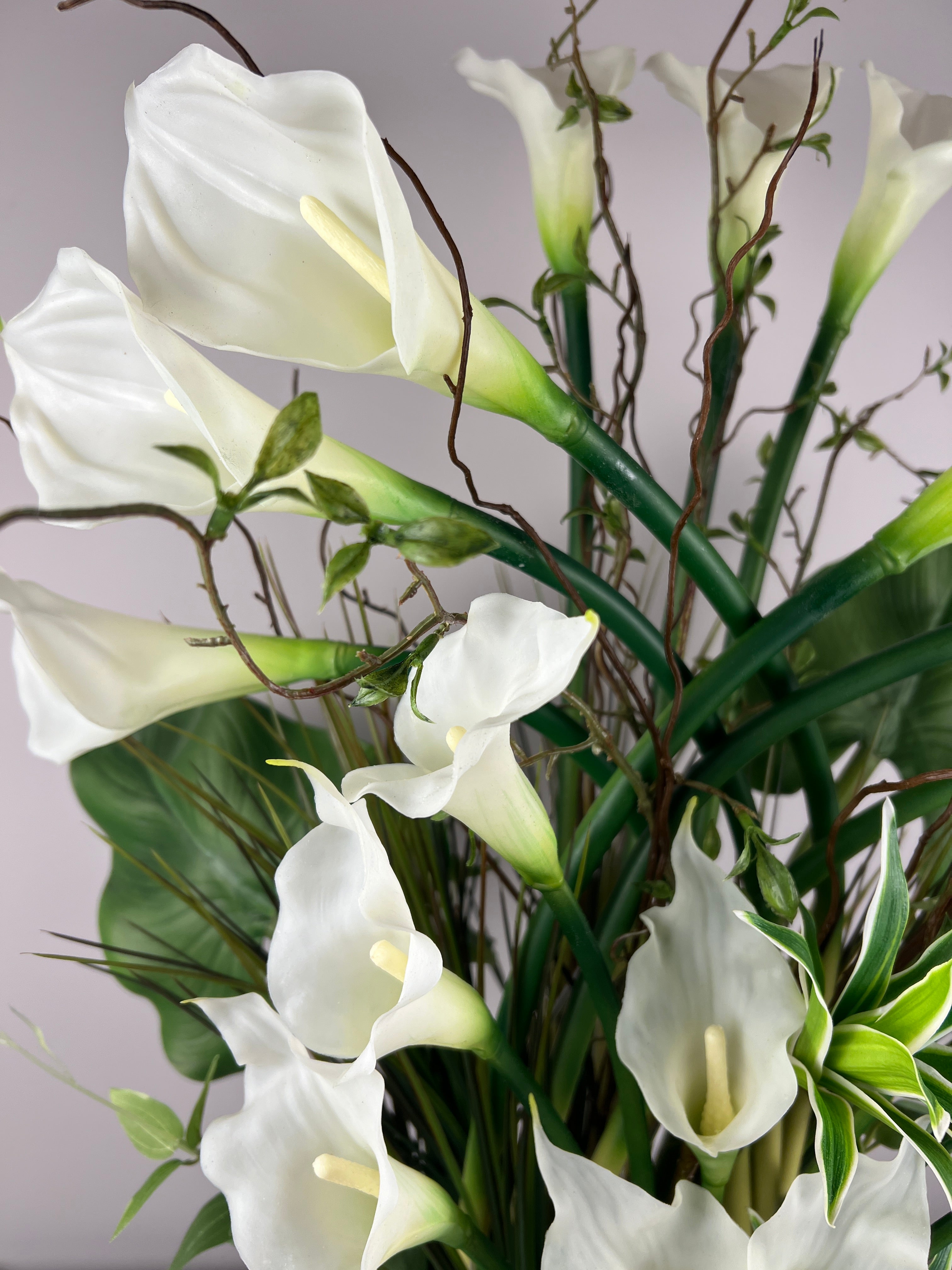 faux white calla lily White Calla Lilly Arrangement – ZDecor