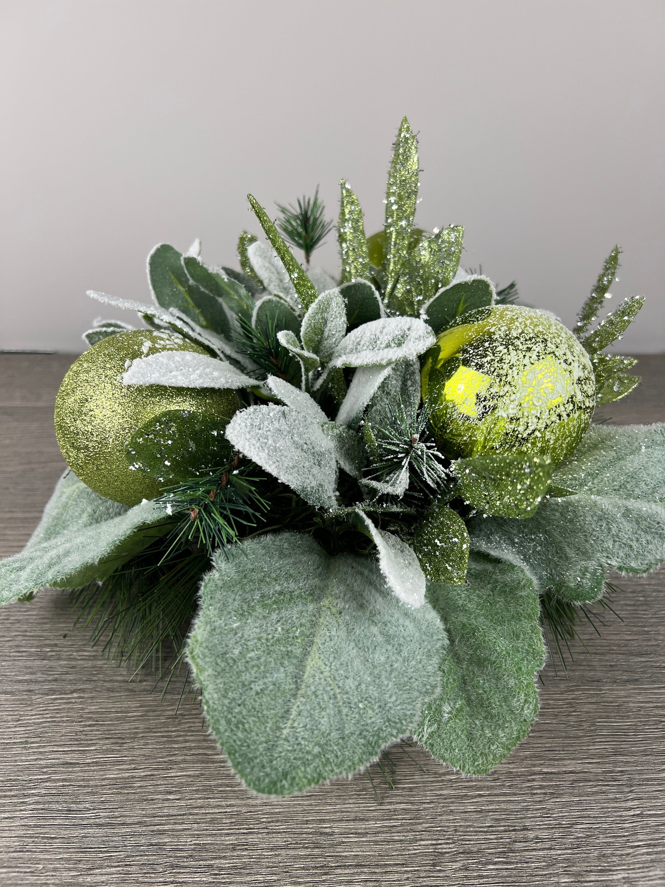 Green glittering in vase