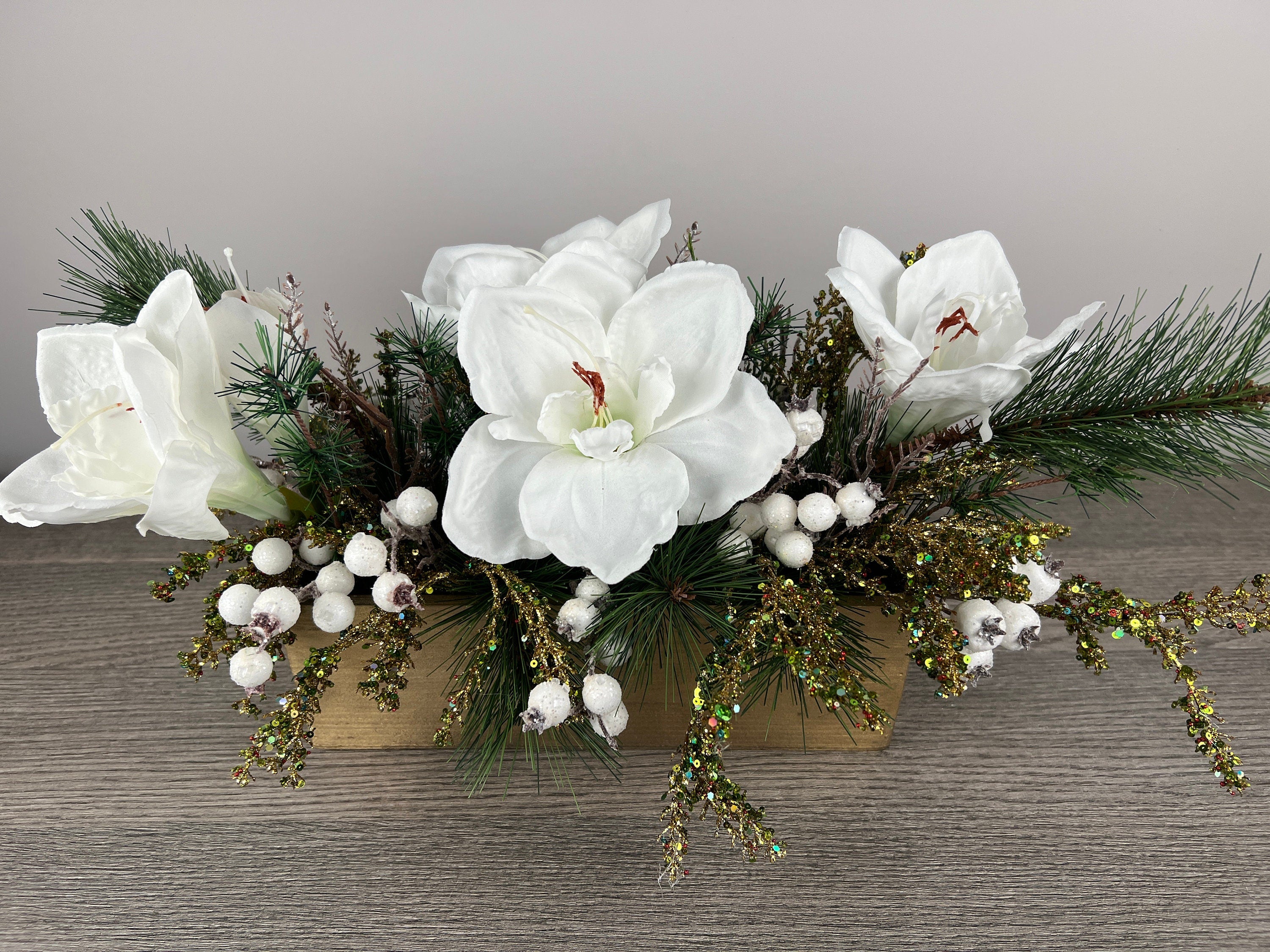 White Amaryllis Medium